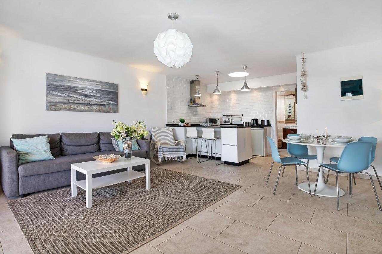 Puerto Chico T Apartment Плая Бланка Екстериор снимка